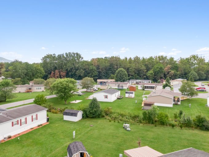 Aerial view of homes in Independence Place